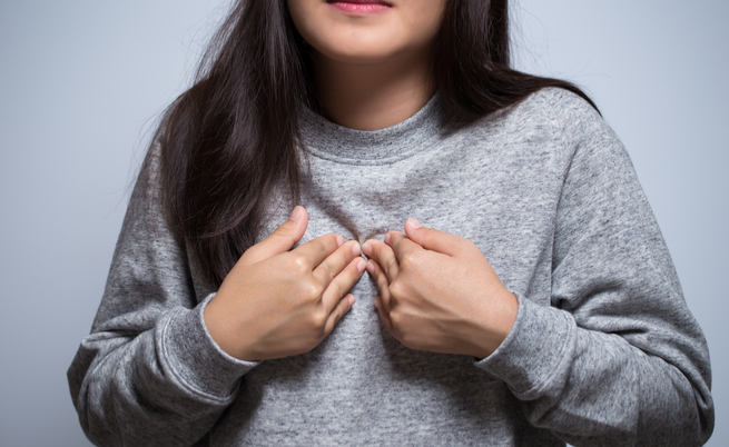 Dolore intercostale: cosa fare? Ecco le cause e i rimedi