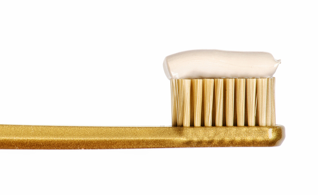 Alcuni rimedi per lo sbiancamento dei denti