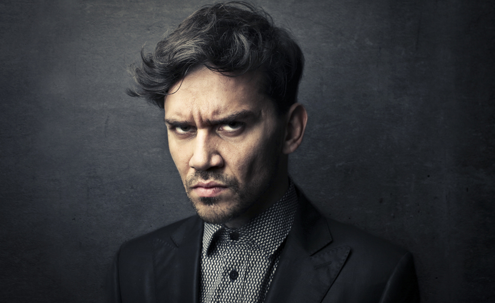 l'esperimento di miligram dimostra come l'uomo sia debole e incline a lasciarsi convincere