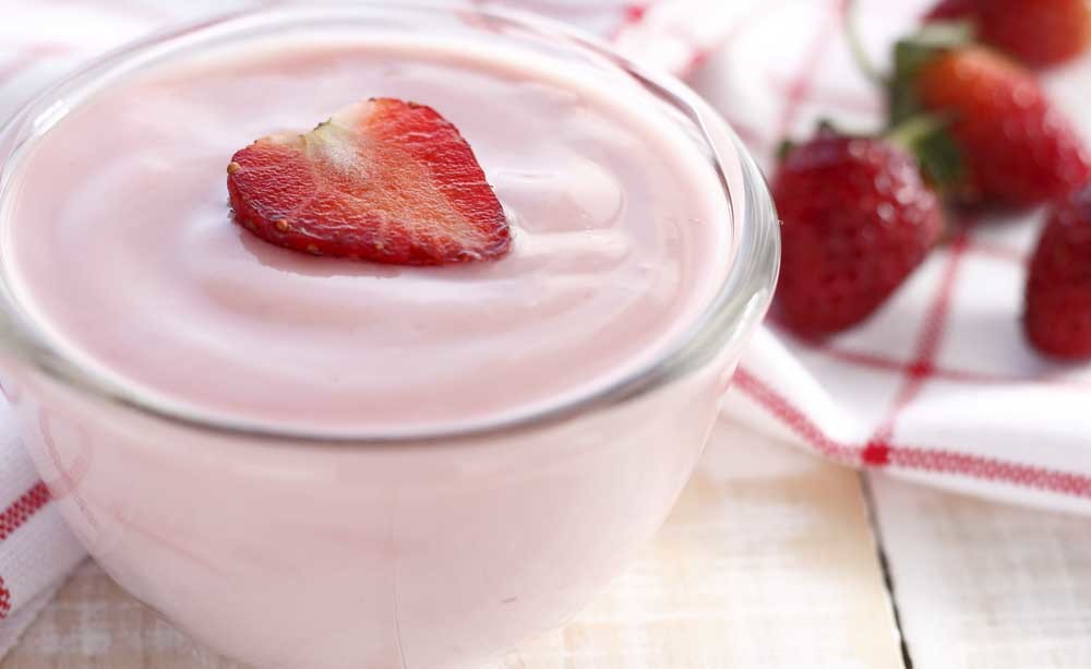 yogurt e depressione: secondo alcuni ricercatori i porbiotici possono aiutare a combattere l'ansia