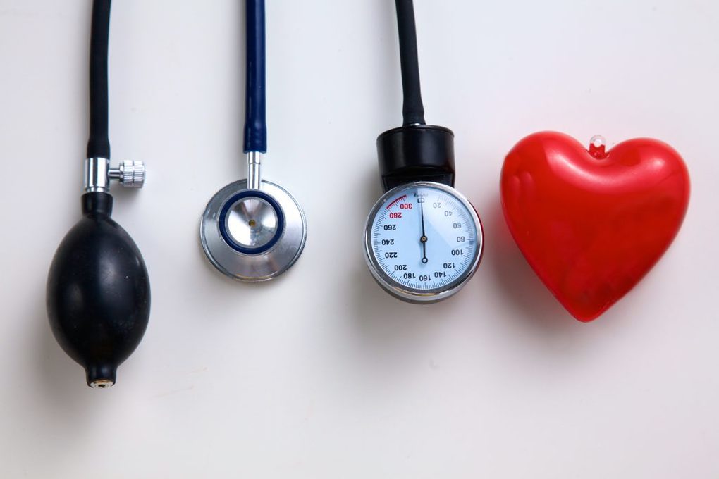 pressione alta, i rischi dell'ipertensione