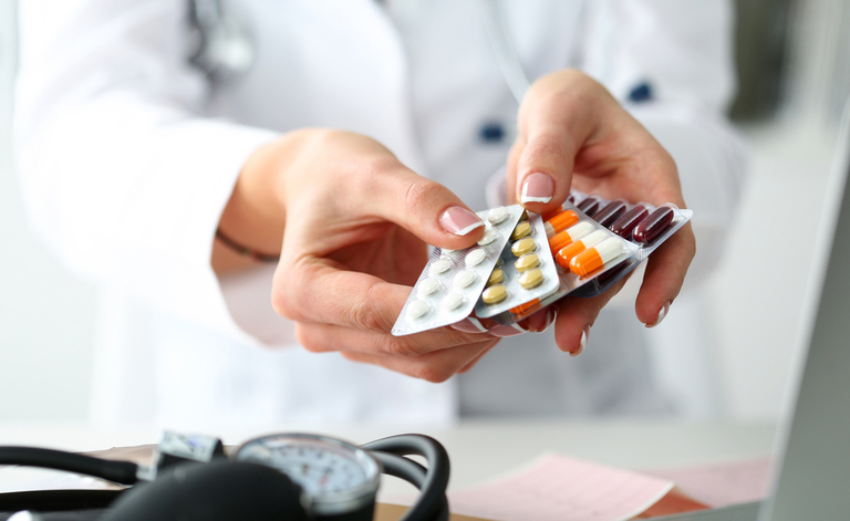 farmaci aids: come si cura la malattia