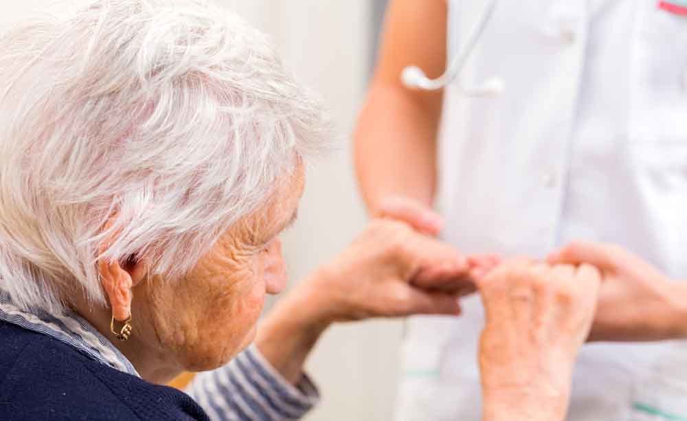 morbo di alzheimer: i sintomi della demenza senile