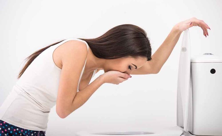 nausea: come trattare il disturbo