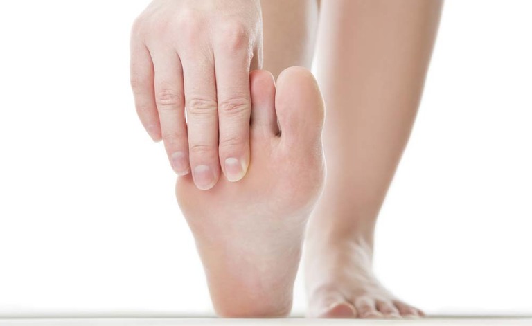 Dolore ai piedi: le cause