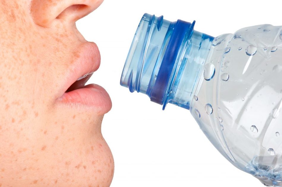 Acqua per l'osteoporosi: quale scegliere?