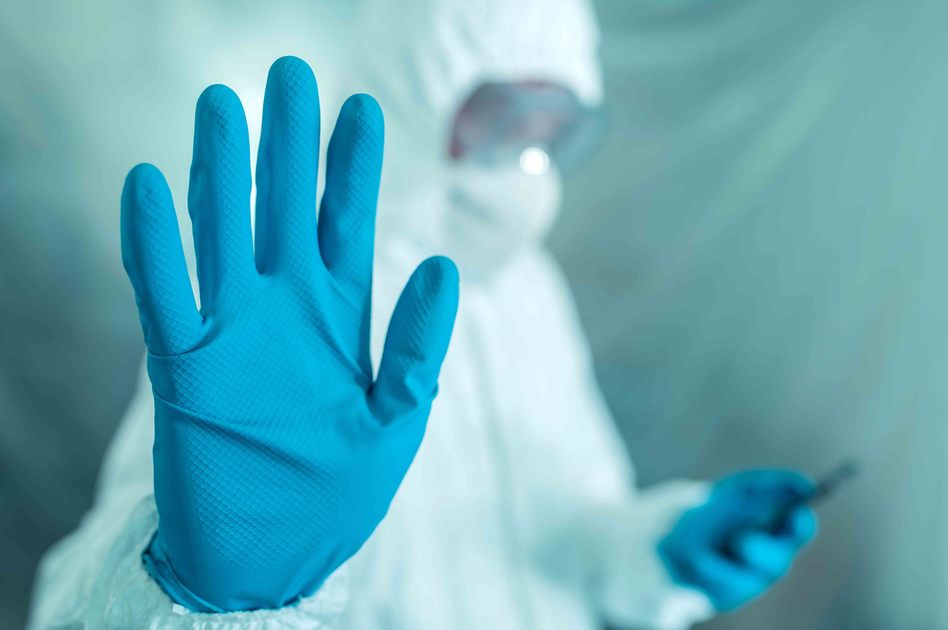 Ricercatore che dice stop al Coronavirus