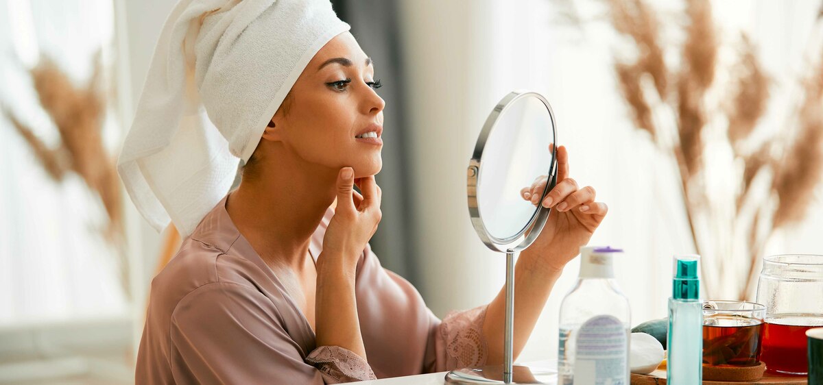 Peli sul mento: perché crescono e quali sono i rimedi