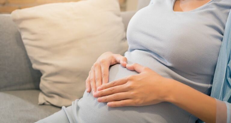 Parto in acqua: cosa sapere?