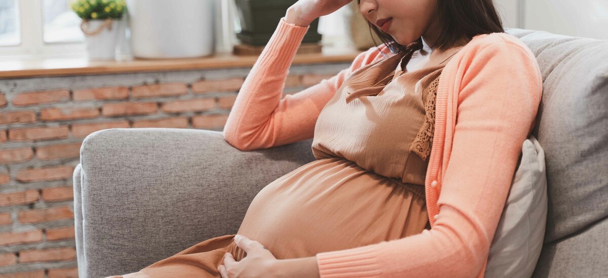 Scopriamo quali sono le cause e i sintomi dell'acidità in gravidanza