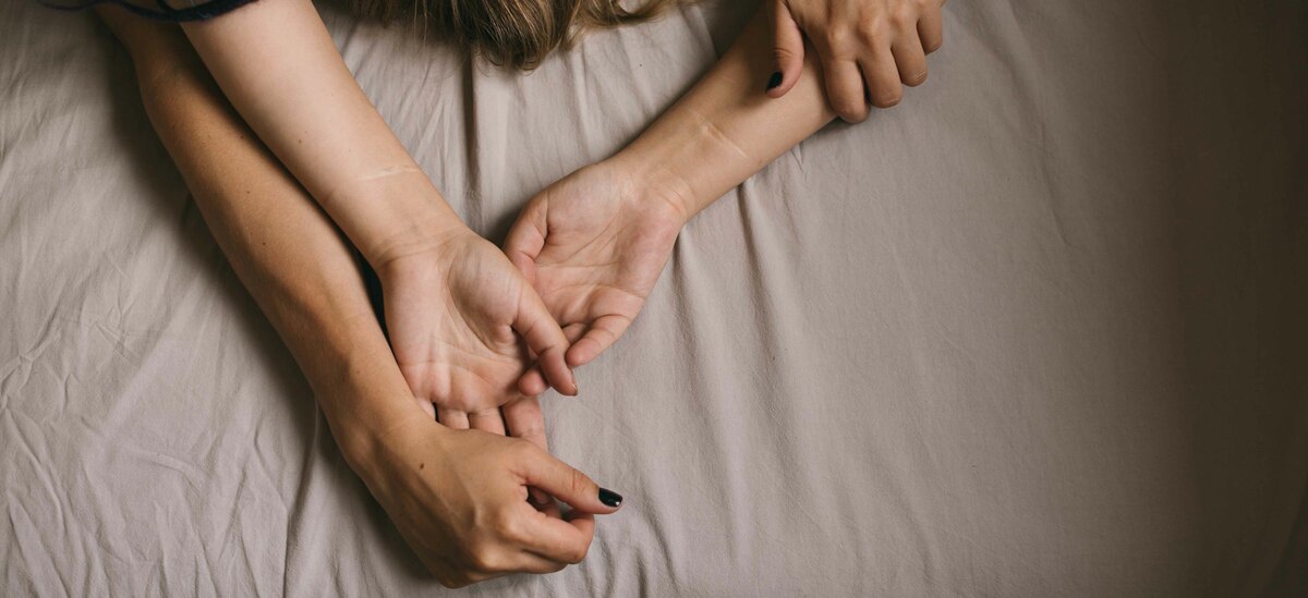 Scopriamo cosa si nasconde dietro al fatto di sognare di tradire