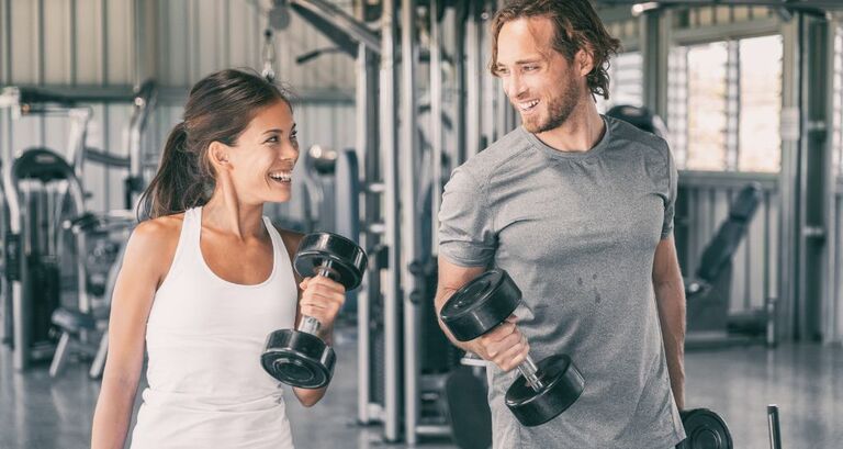 Allenamento bicipiti: ecco 10 esercizi