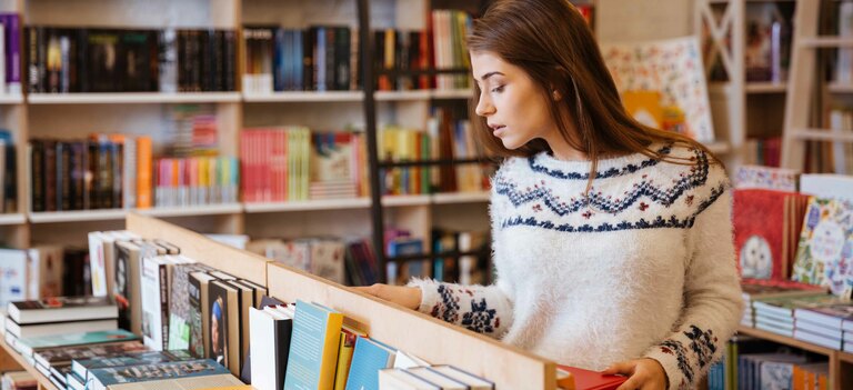 Scopriamo in cosa consiste la bibliomania e quali differenze ha con bibliofilia e tsundoku