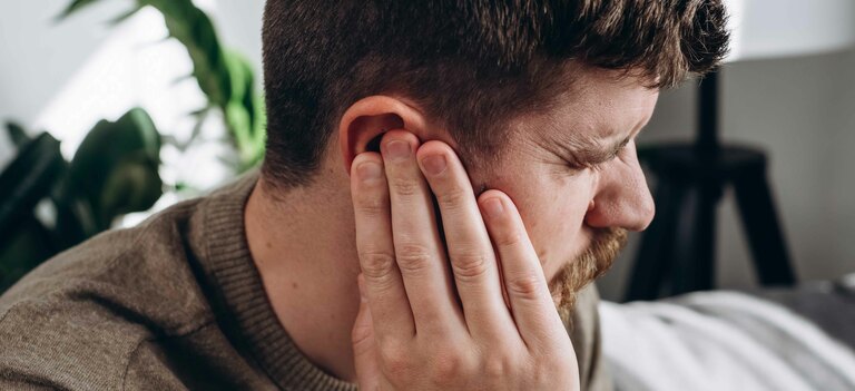 Scopriamo cosa si nasconde dietro all'ipoacusia improvvisa