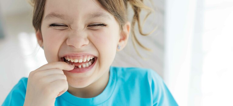 Un focus sulla caduta dei denti da latte