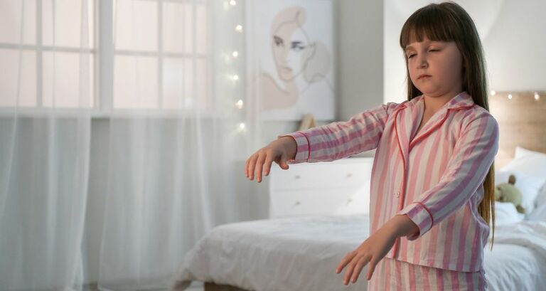 Sonnambulismo nei bambini: cosa sapere