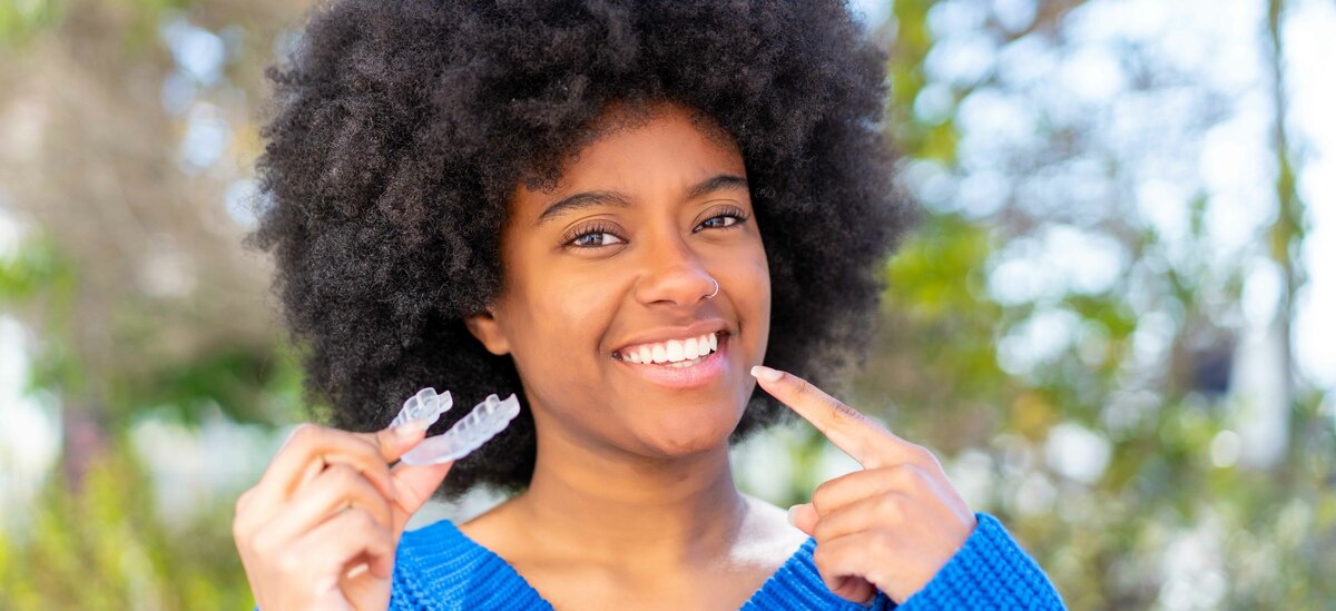 Apparecchio dentale esterno