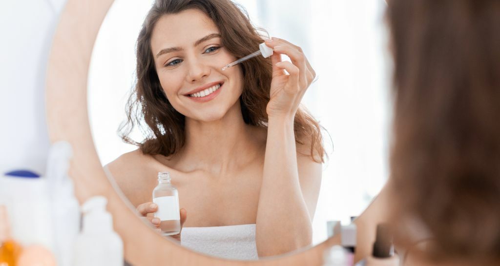 Vitamina C per il viso: proprietà e benefici