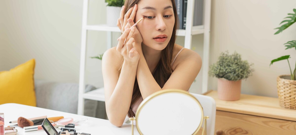 Come truccare occhi infossati