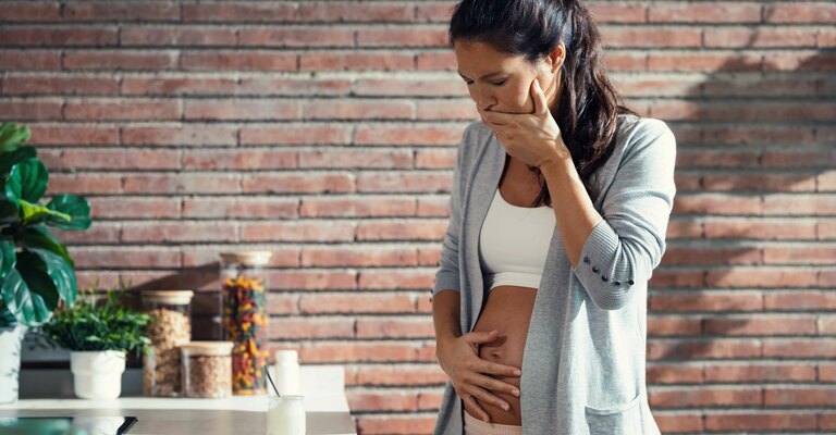 Scopri le cause e i rimedi della bocca amara in gravidanza