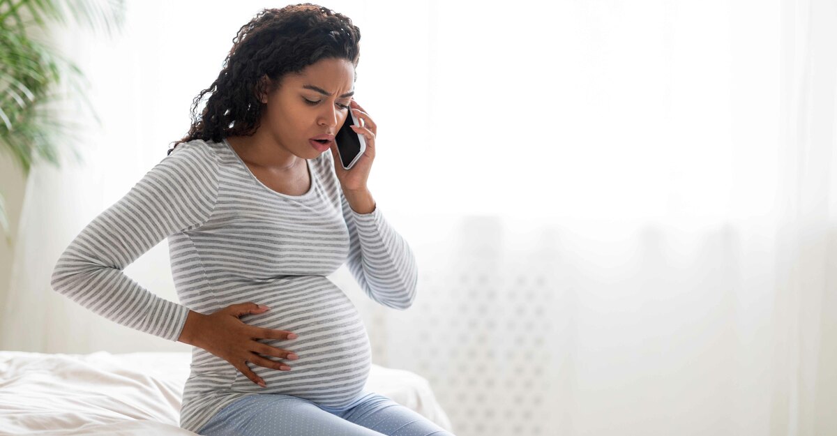 Donna incinta chiama il dottore