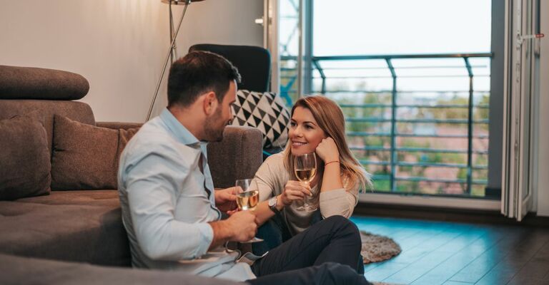 scopri come conoscere a fondo una persona con 10 domande scomode