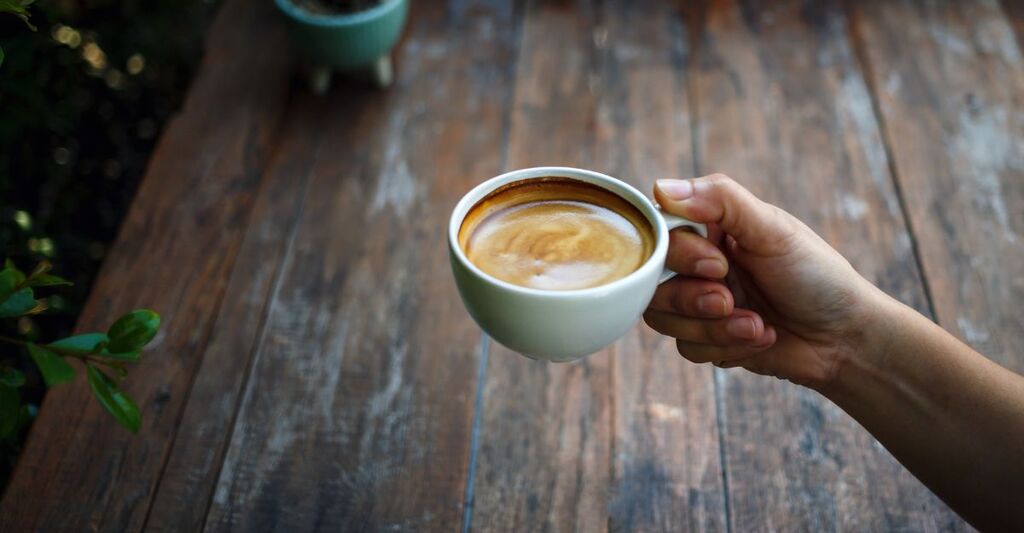 Quante calorie ha il caffè? Ecco i calori nutrizionali Pazienti.it Quante calorie ha il caffè? Ecco i calori nutrizionali Pazienti.it