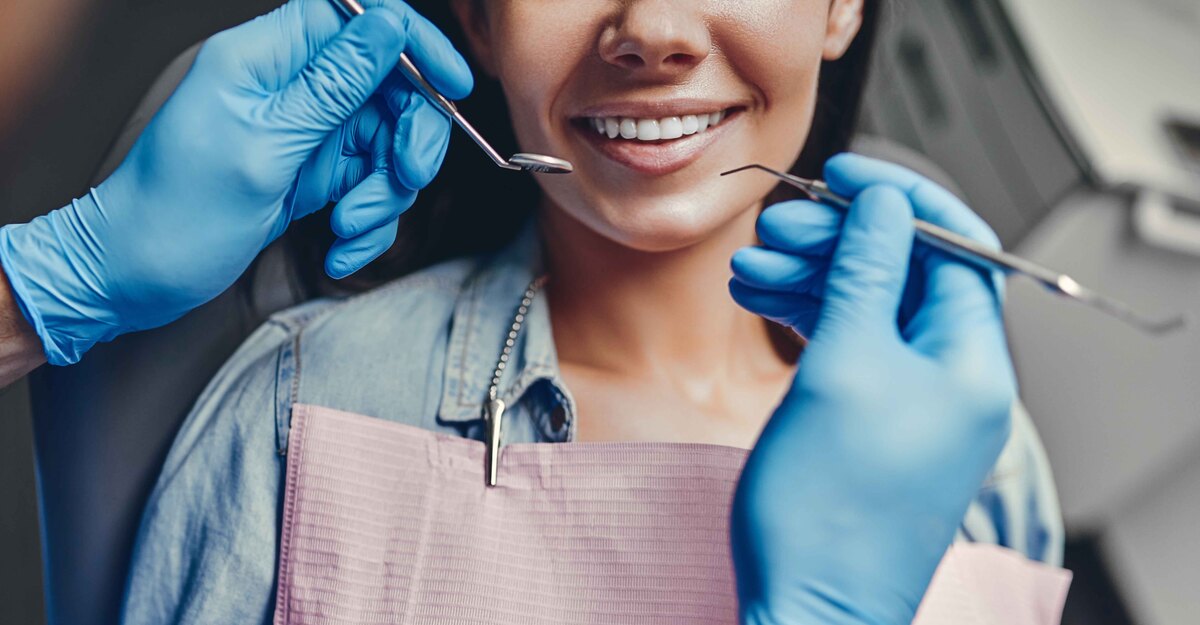 Donna dal dentista