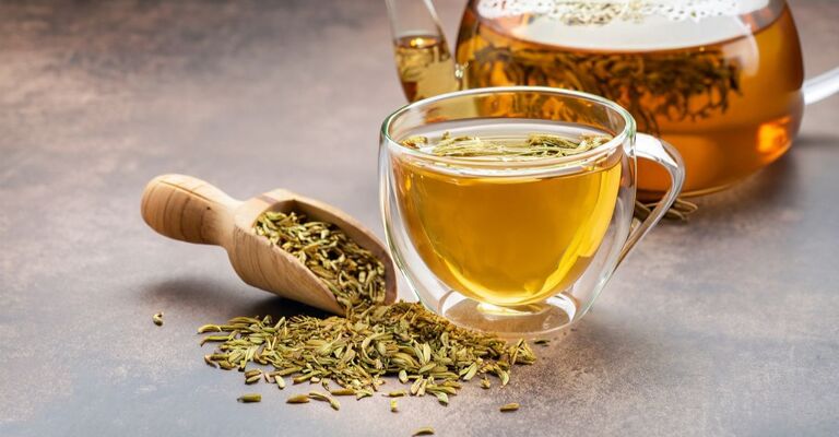 semi di finocchio e tisana