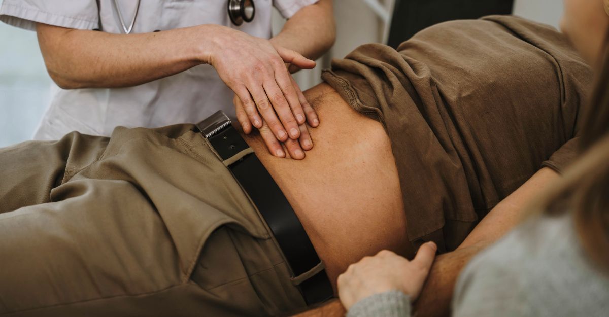 dottore visita paziente