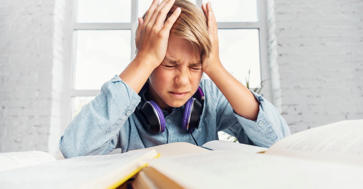 bambino con mal di testa