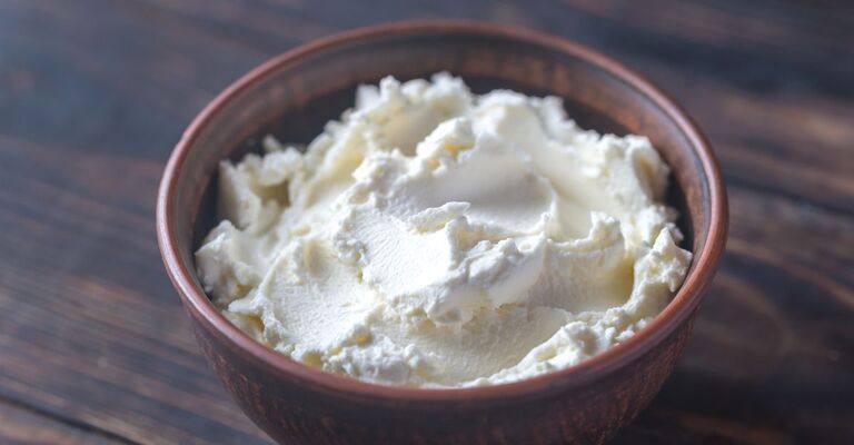 Una ciotola di mascarpone