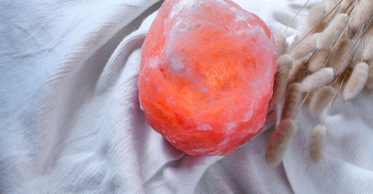 Una lampada di sale rosa