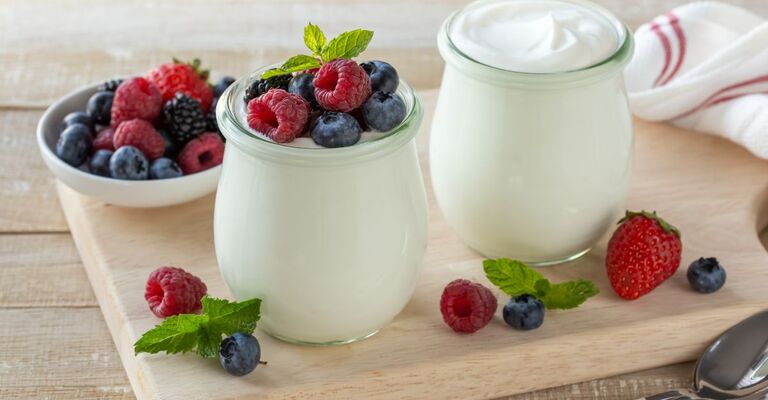 yogurt greco con frutta