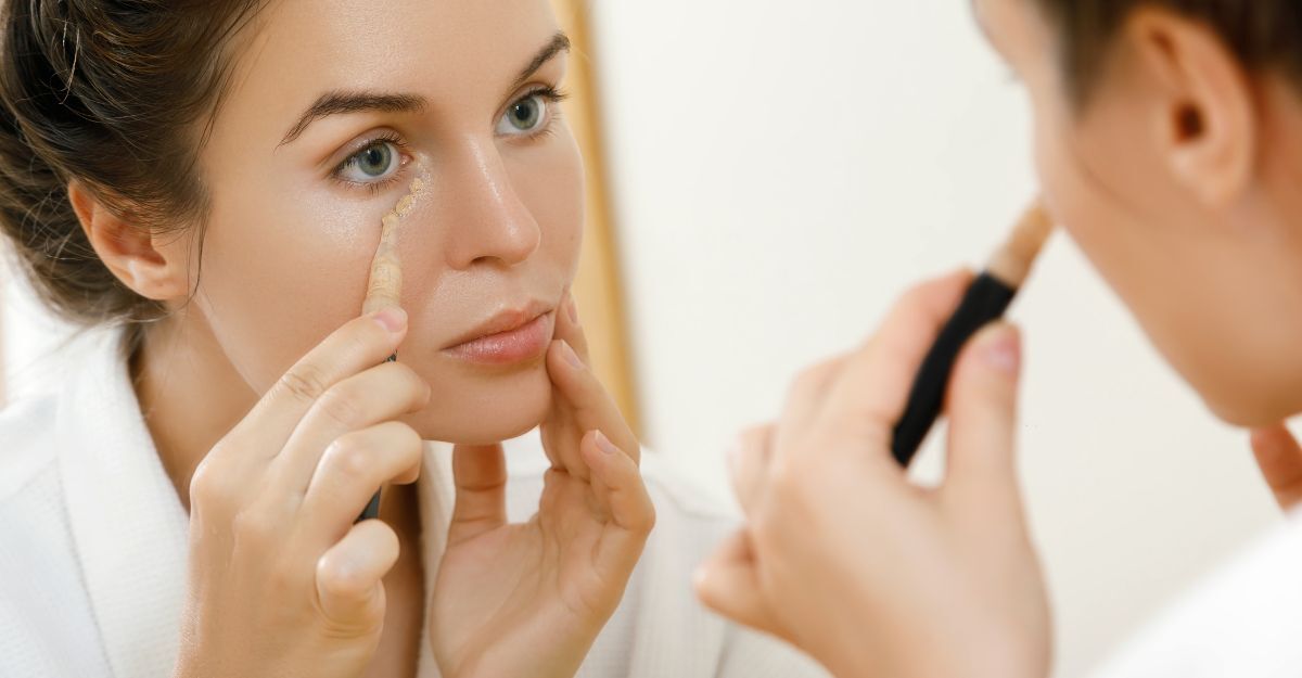 ragazza-mette-correttore