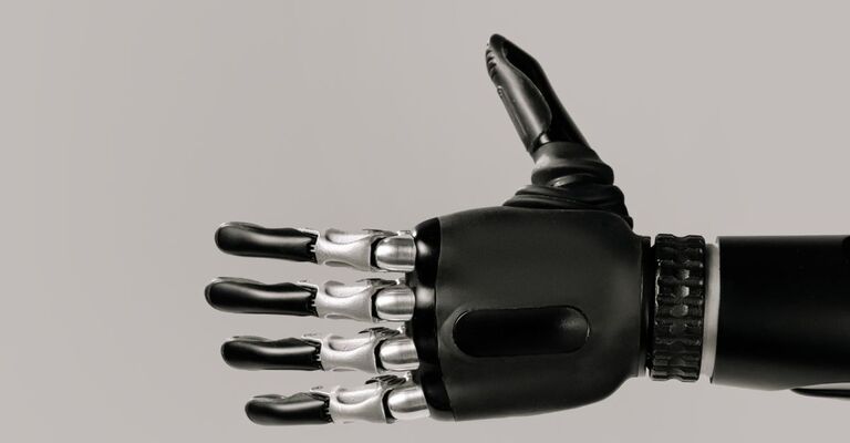 La protesi di una mano