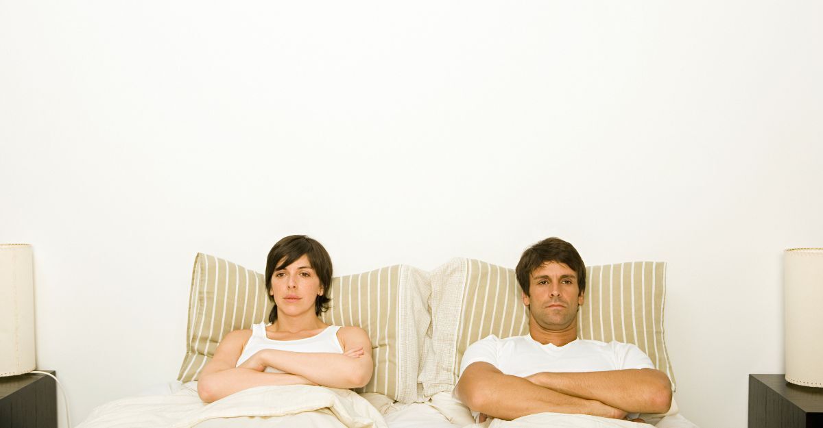 uomo-e-donna-a-letto-non-si-parlano