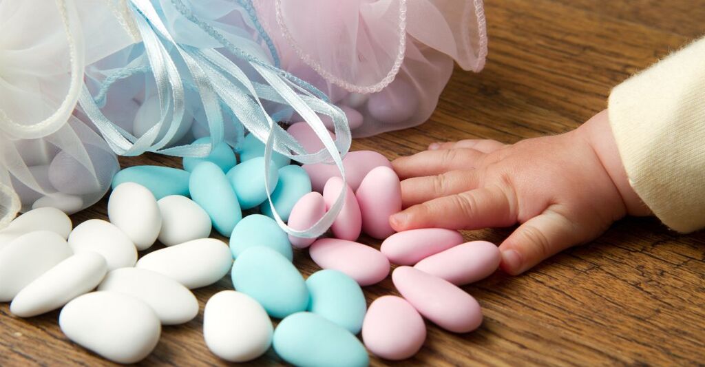 confetti colorati per il battesimo