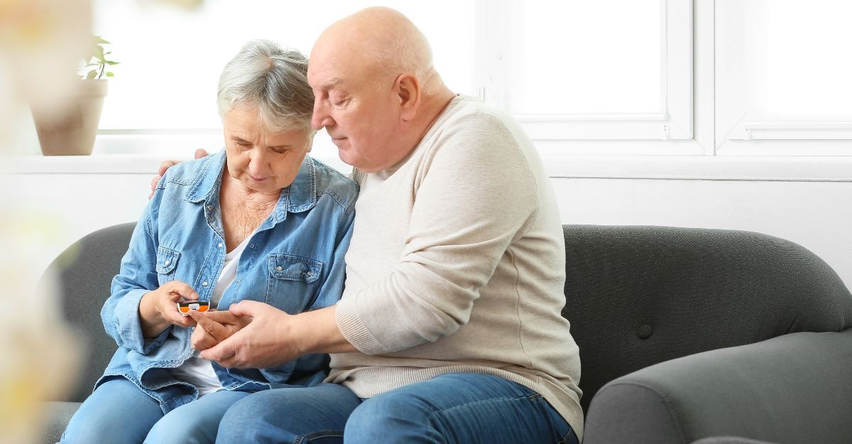 Una coppia di anziani sta eseguendo l'esame per il diabete