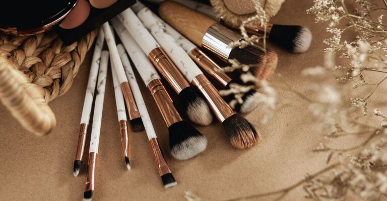 Dei pennelli da trucco