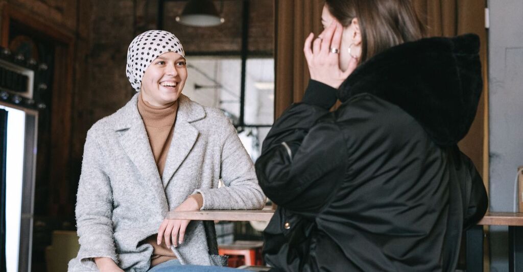 Una donna malata di tumore.