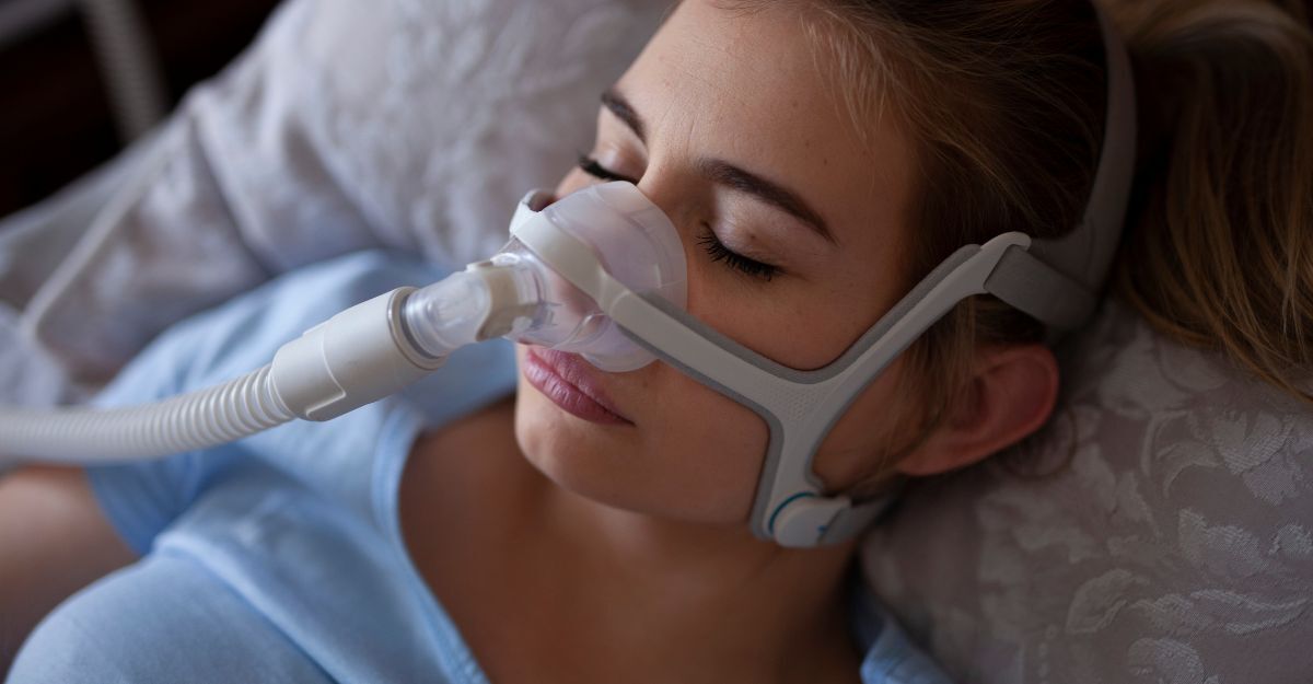 ragazza dorme con CPAP