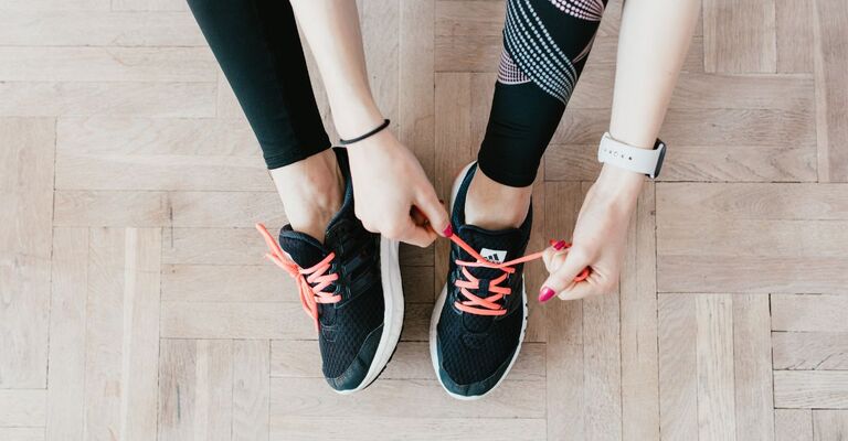 donna calza scarpe comode da trail