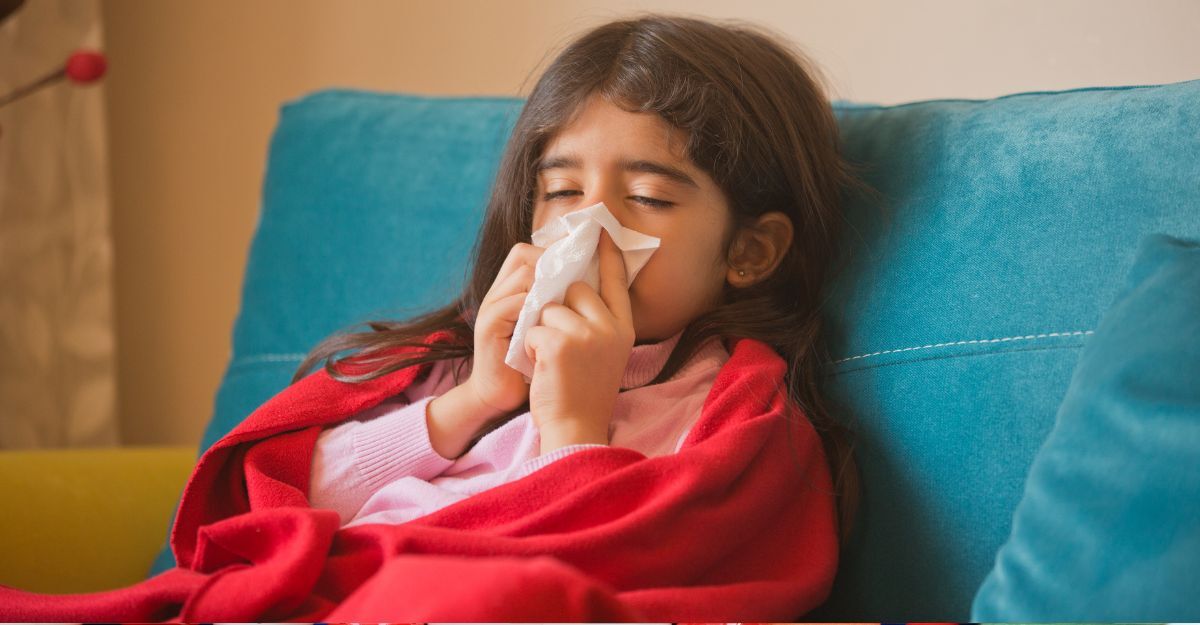Una bambina con la febbre