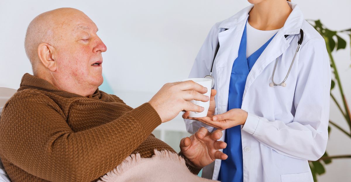 Un uomo con il morbo di Parkinson prende una cura.