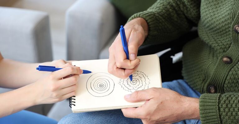 Un uomo con il Parkinson grave.