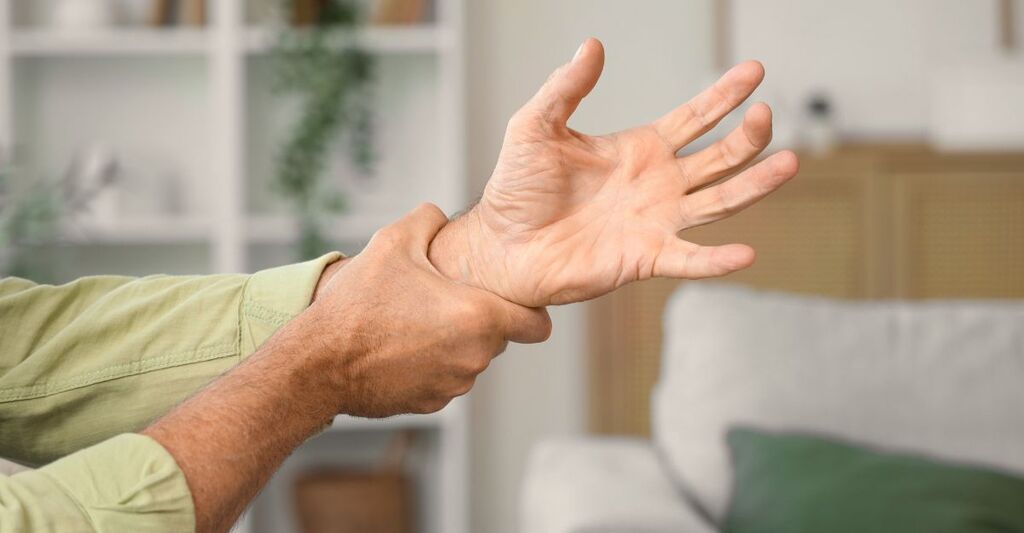 tremore-mano-parkinson