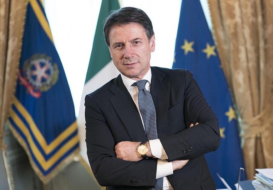  [[File:Giuseppe Conte September 2019.jpg|Giuseppe_Conte_September_2019]] Autor: Governo 
