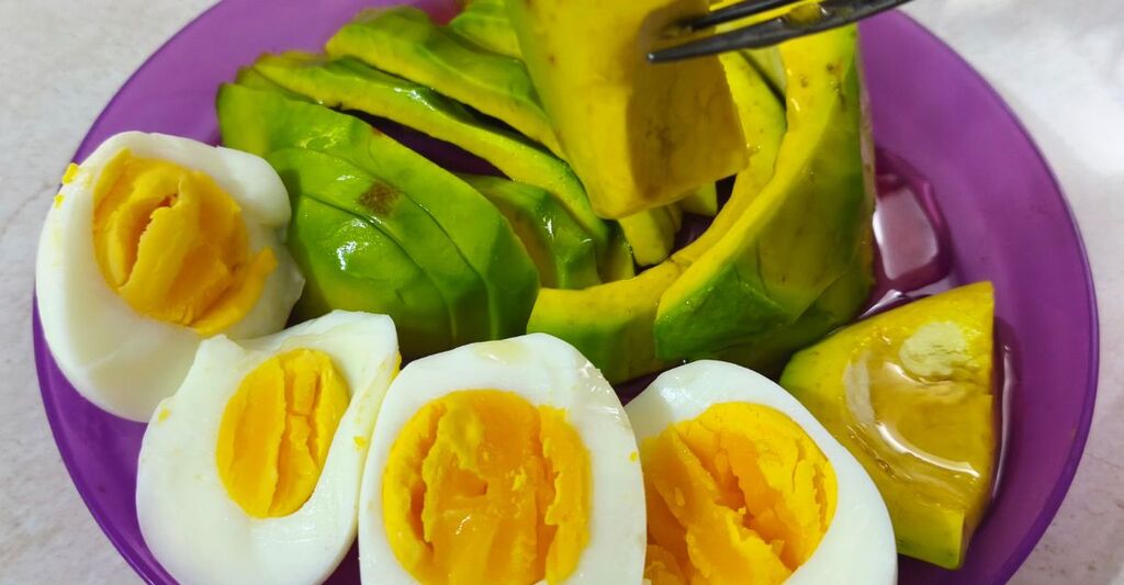uova e avocado