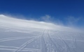Uit de wolken komend...